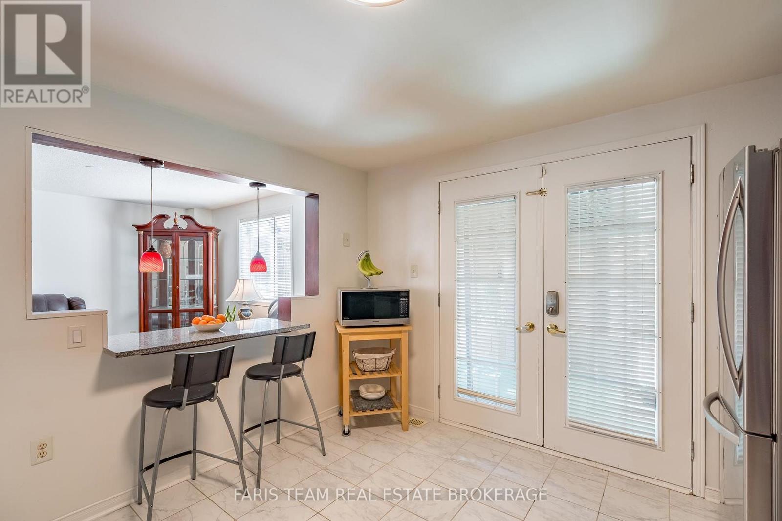 41 Willow Drive, Barrie (Holly), Ontario  L4N 8T1 - Photo 7 - S13781054