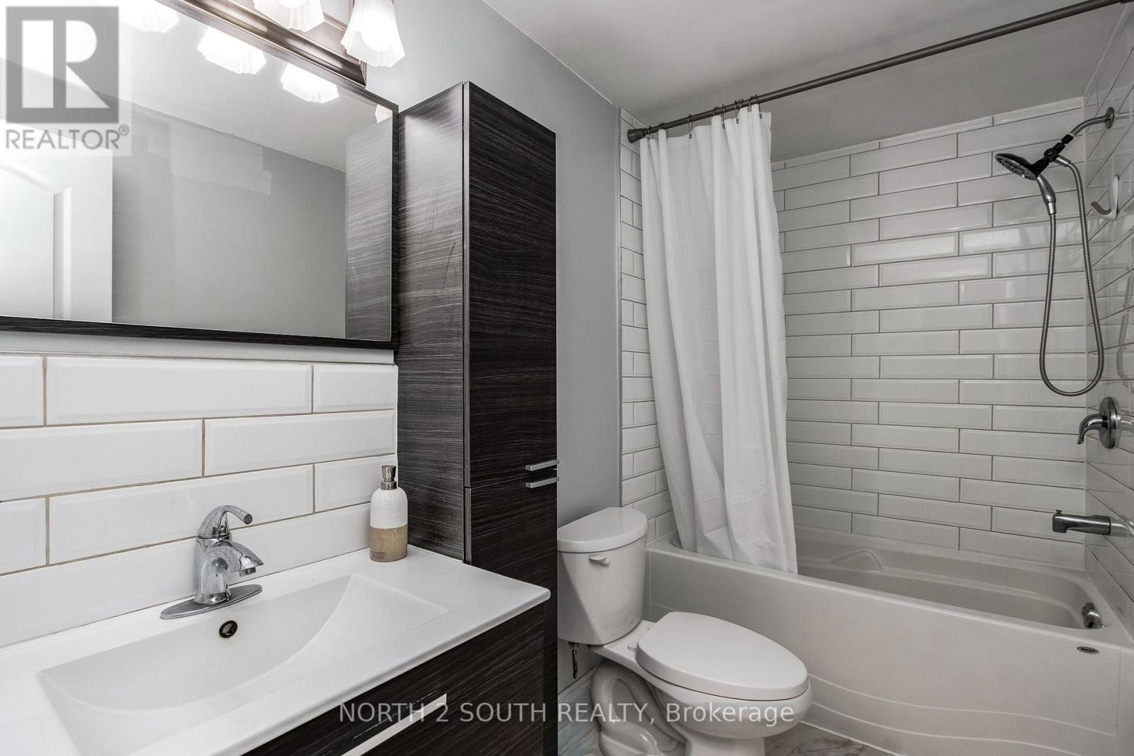 87 Scott Crescent, Barrie (Letitia Heights), Ontario  L4N 4W2 - Photo 21 - S13781082