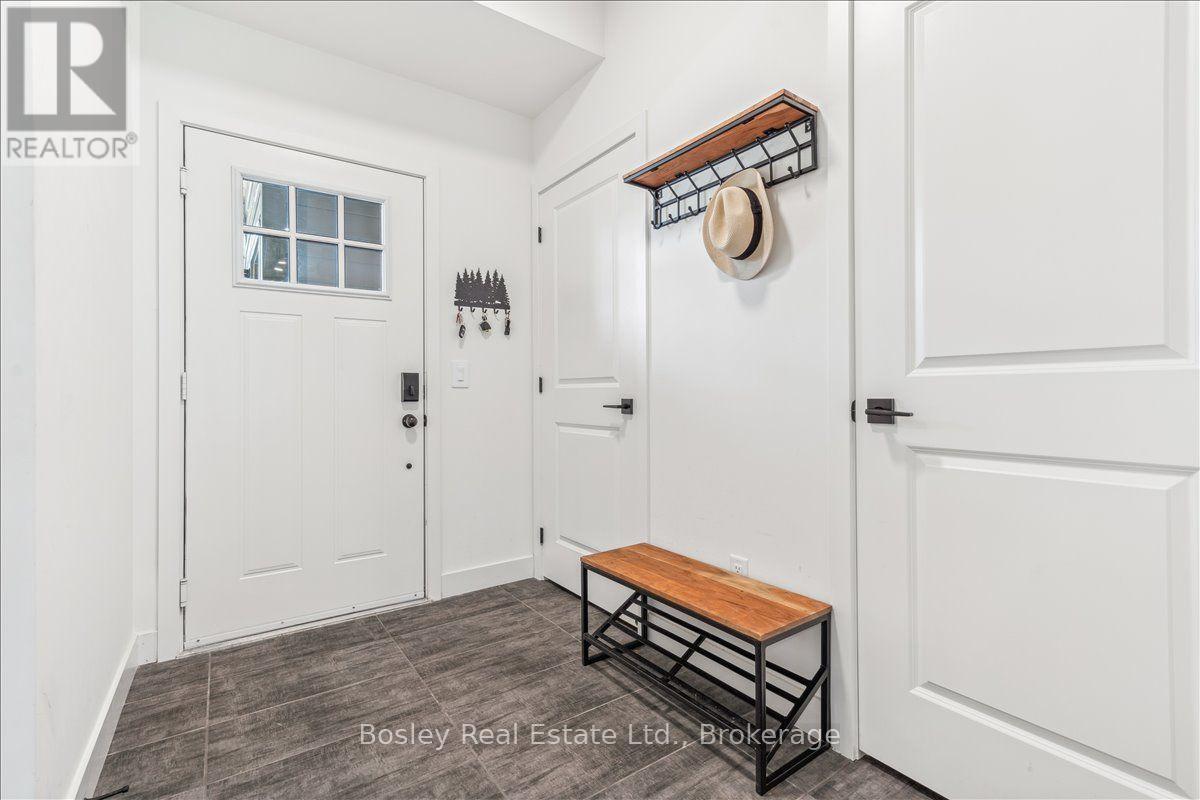 Secondary picture of 106 - 10 BEAUSOLEIL LANE