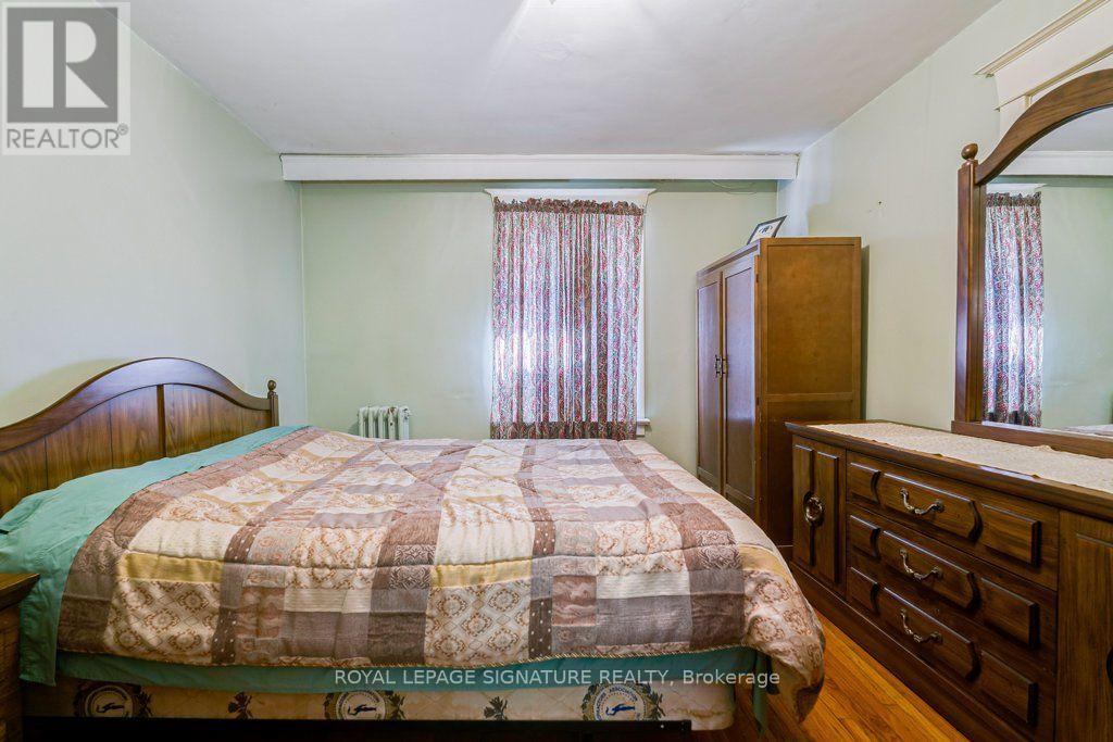 724 Vaughan Road, Toronto, Ontario  M6E 2Y9 - Photo 16 - C13692264