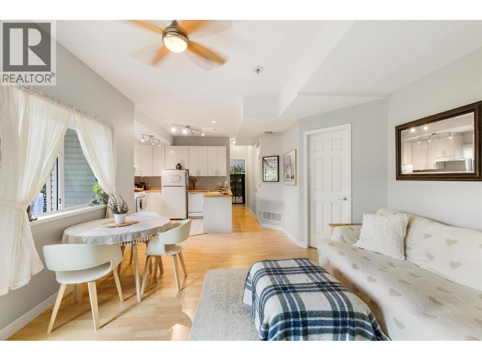 3 Burrard Crescent, Port Moody, British Columbia  V3H 4V8 - Photo 37 - R3164284