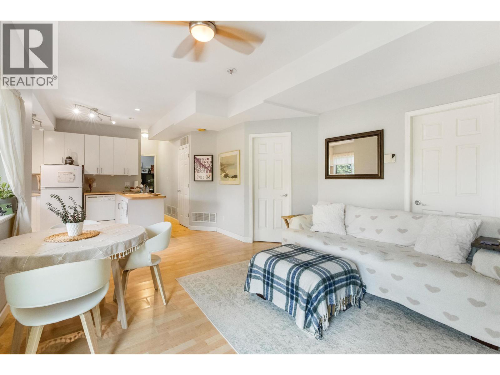 3 Burrard Crescent, Port Moody, British Columbia  V3H 4V8 - Photo 38 - R3164284