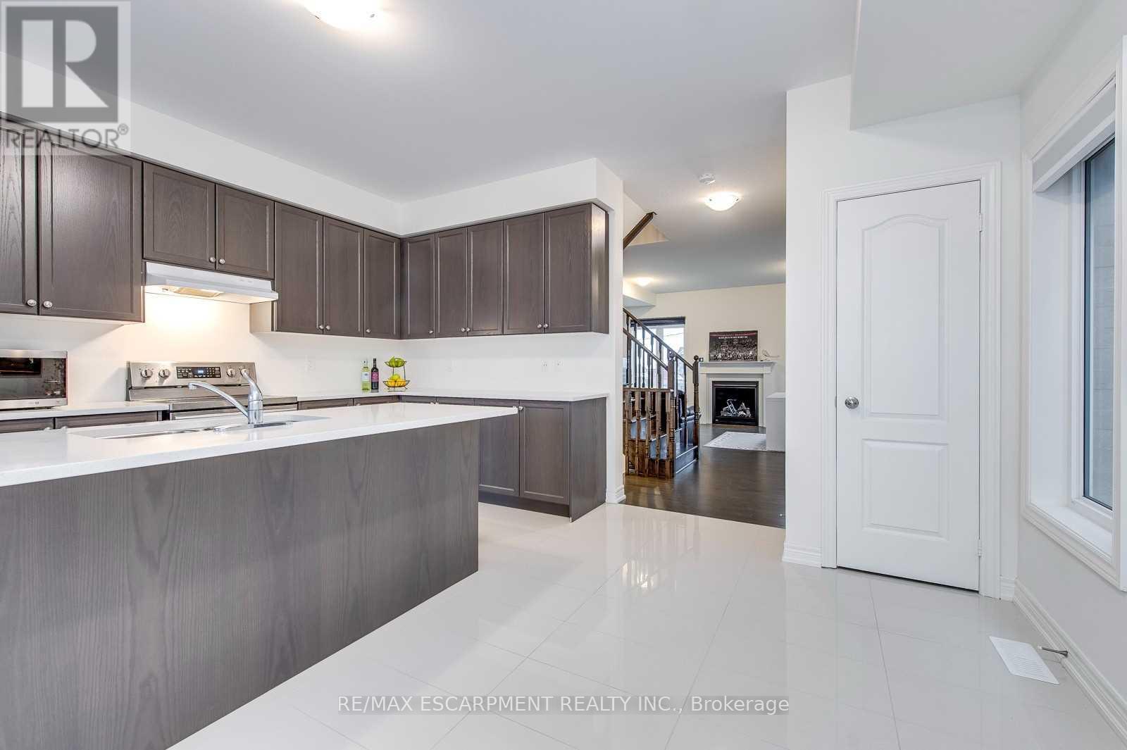 3968 Thomas Alton Boulevard, Burlington, Ontario  L7M 2A4 - Photo 18 - W13781074