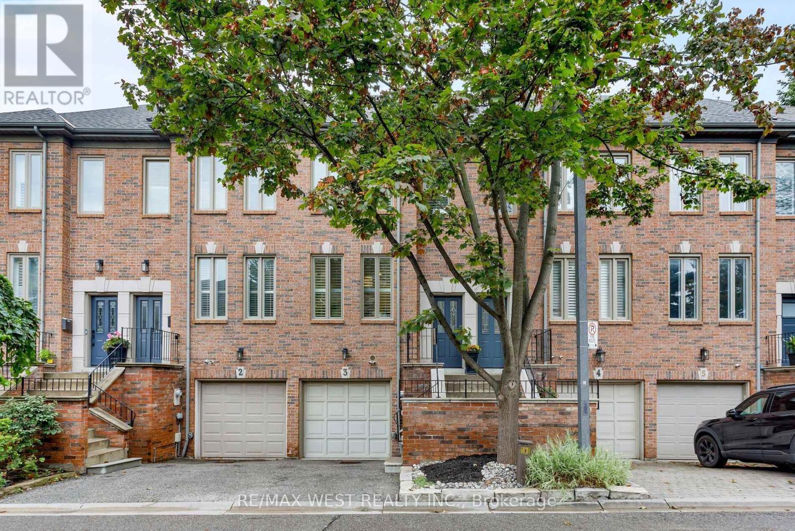 3 - 175 GRAND AVENUE, Toronto, Ontario