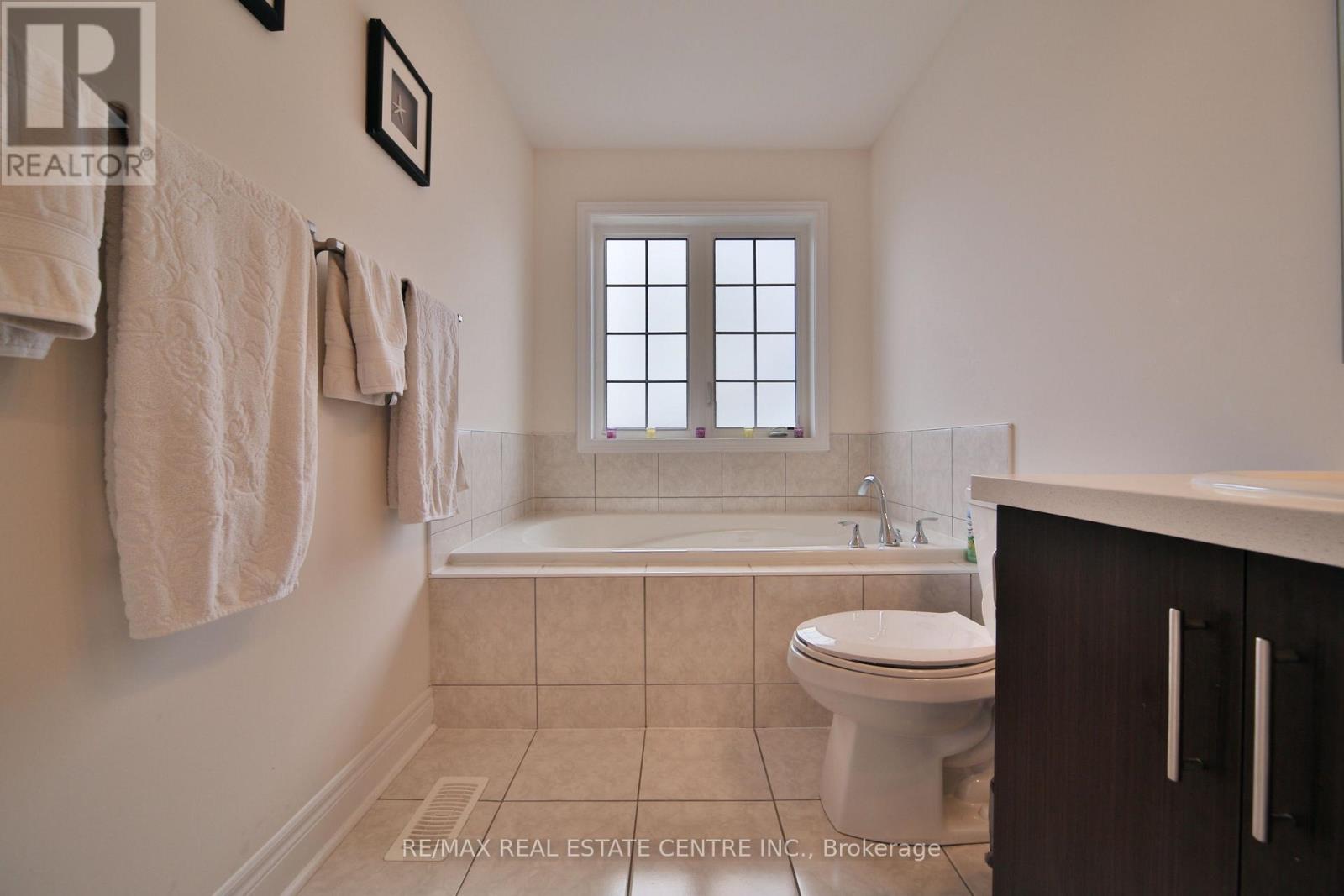 106 Branigan Crescent, Halton Hills, Ontario  L7G 0M8 - Photo 31 - W13781092