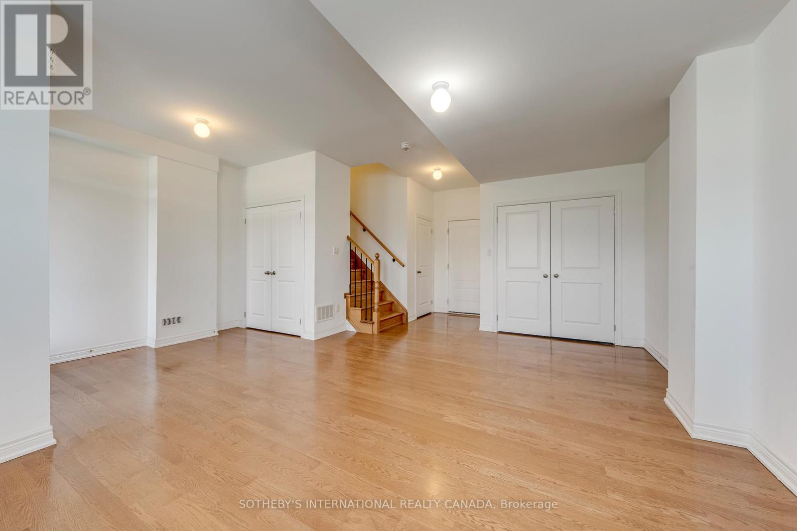 2289 Khalsa Gate, Oakville, Ontario L6M 1P4 - Photo 9 - W13781212