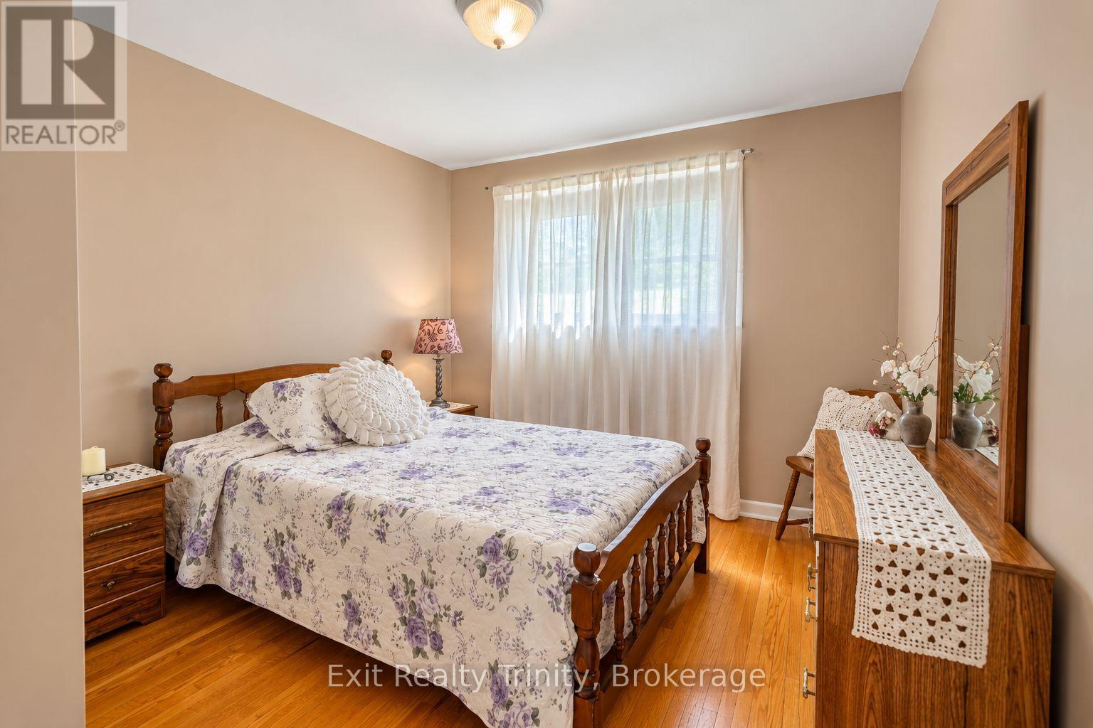 57 Lindylou Road, Toronto, Ontario  M9M 2B1 - Photo 26 - W13781214
