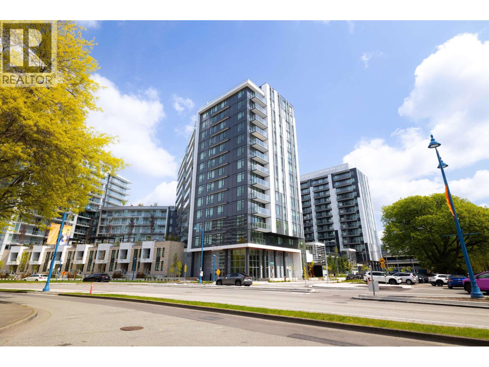 422 6808 MINORU BOULEVARD, richmond, British Columbia