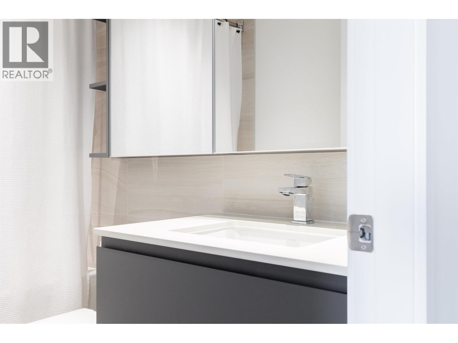 422 6808 Minoru Boulevard, Richmond, British Columbia  V6Y 0M7 - Photo 21 - R3164407