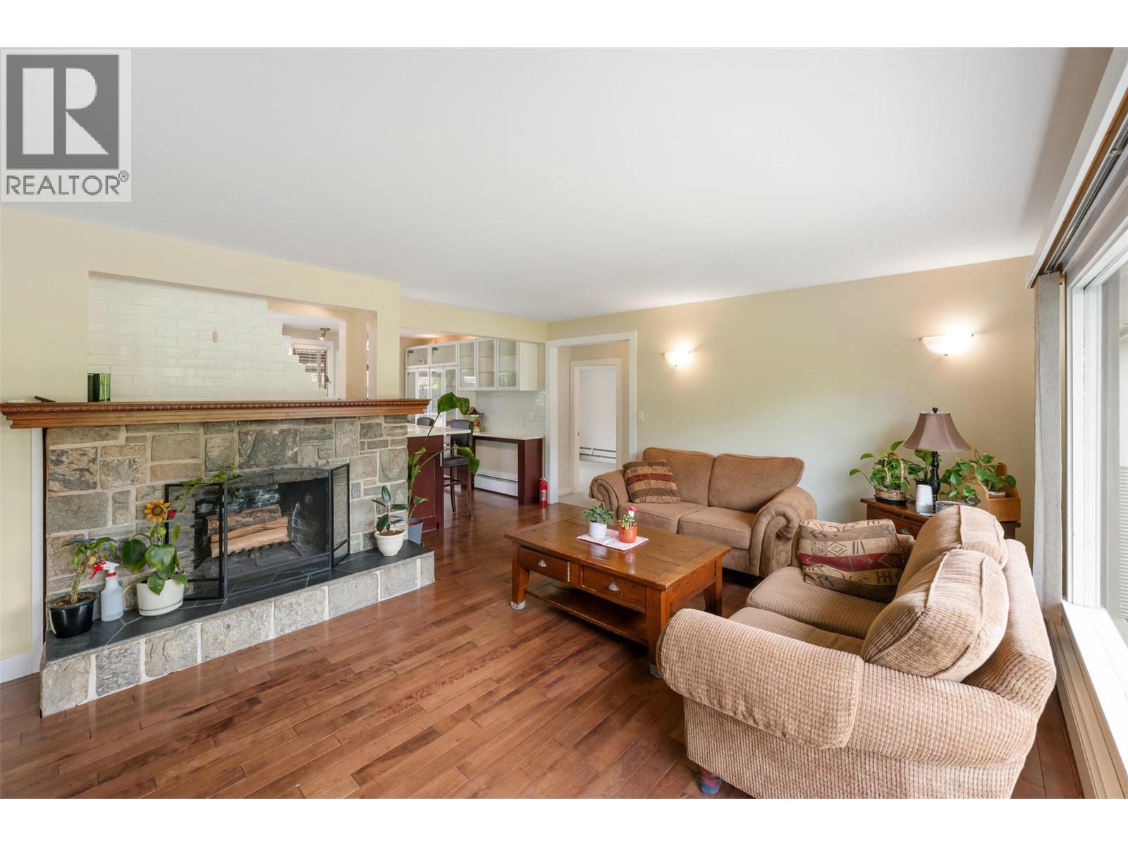 1322 Ridgedale Avenue, Penticton, British Columbia  V2A 2S2 - Photo 7 - 10389894