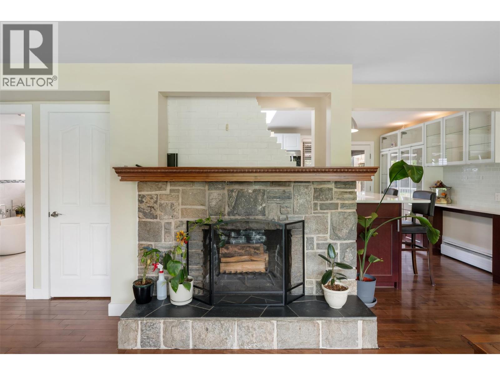 1322 Ridgedale Avenue, Penticton, British Columbia  V2A 2S2 - Photo 8 - 10389894