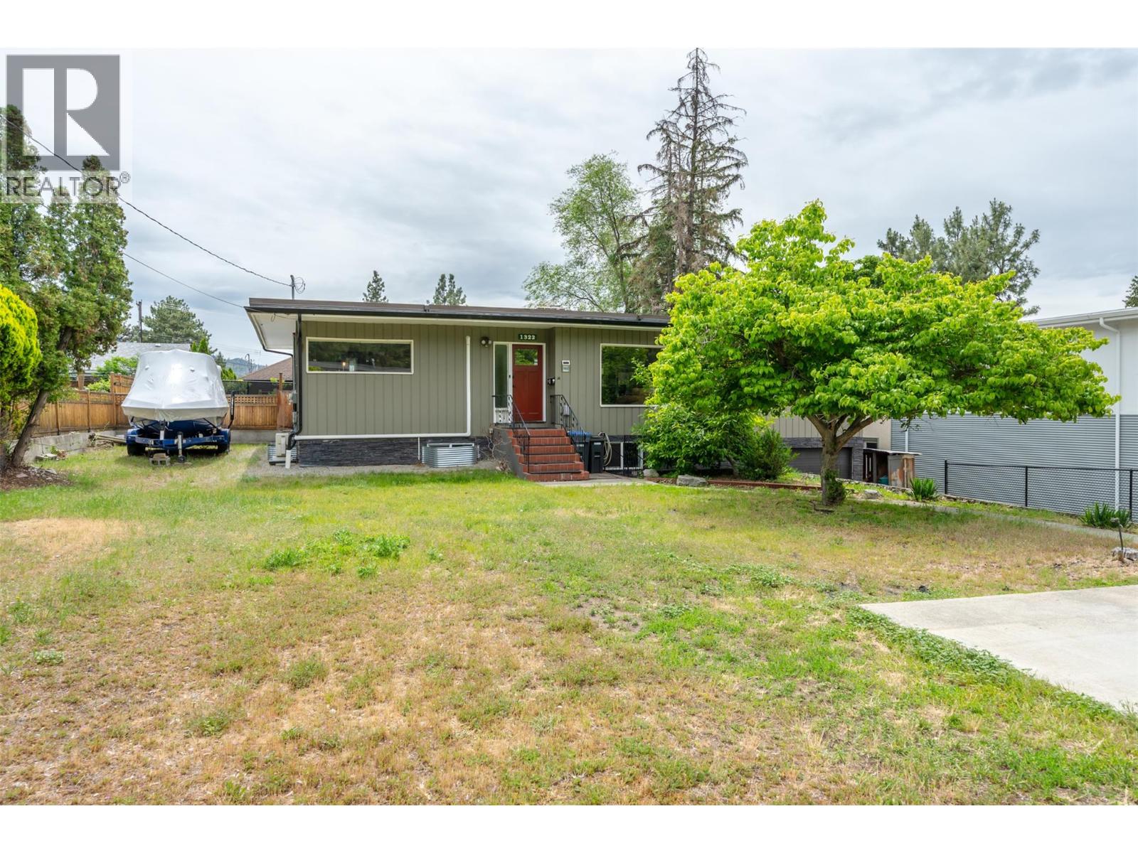 1322 Ridgedale Avenue, Columbia, Penticton 