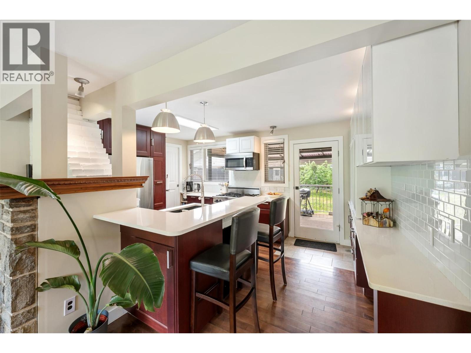 1322 Ridgedale Avenue, Penticton, British Columbia  V2A 2S2 - Photo 9 - 10389894