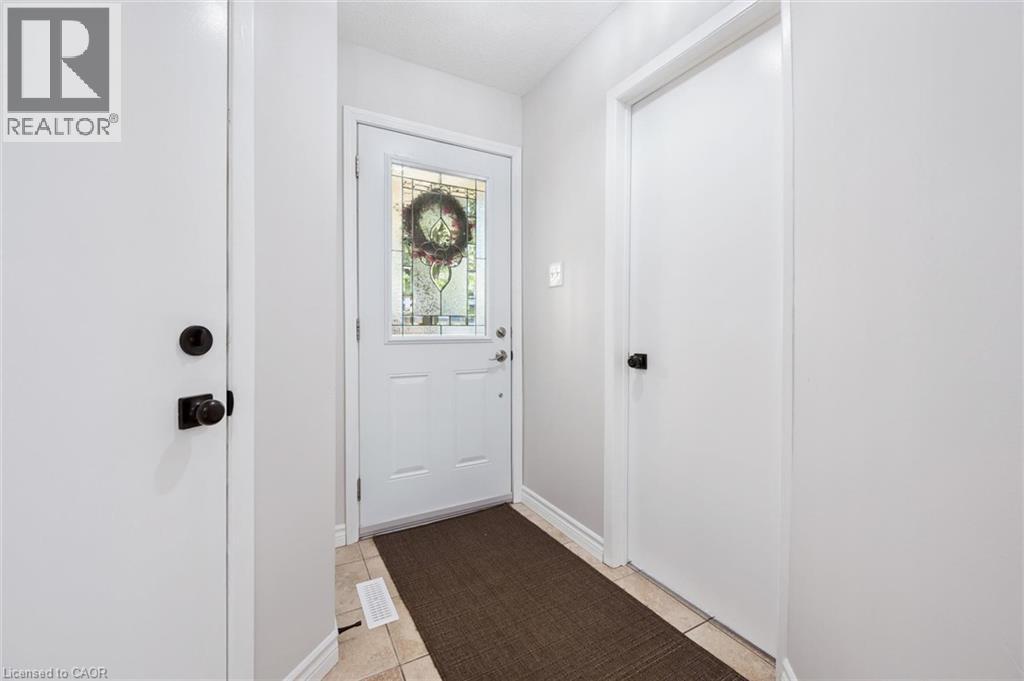 375 Kingscourt Drive Unit# 40, Waterloo, Ontario  N2K 3N7 - Photo 7 - 40861712