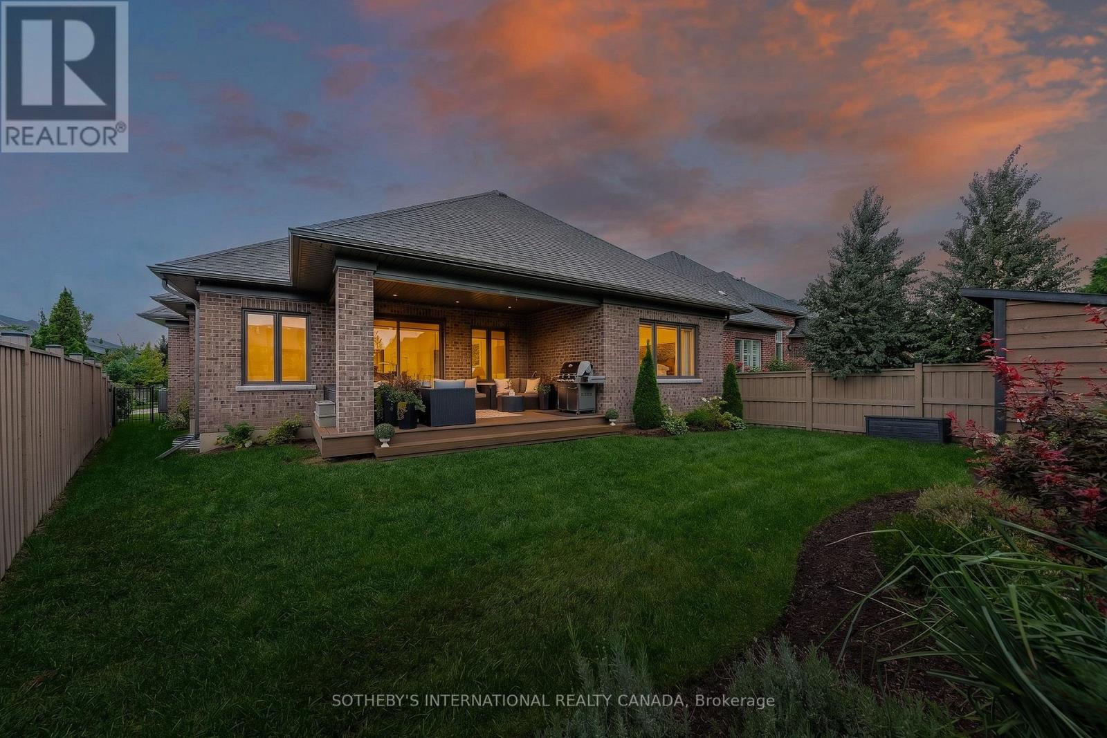 15 Langton Drive, Kitchener, Ontario  N2P 2X9 - Photo 43 - X13781186