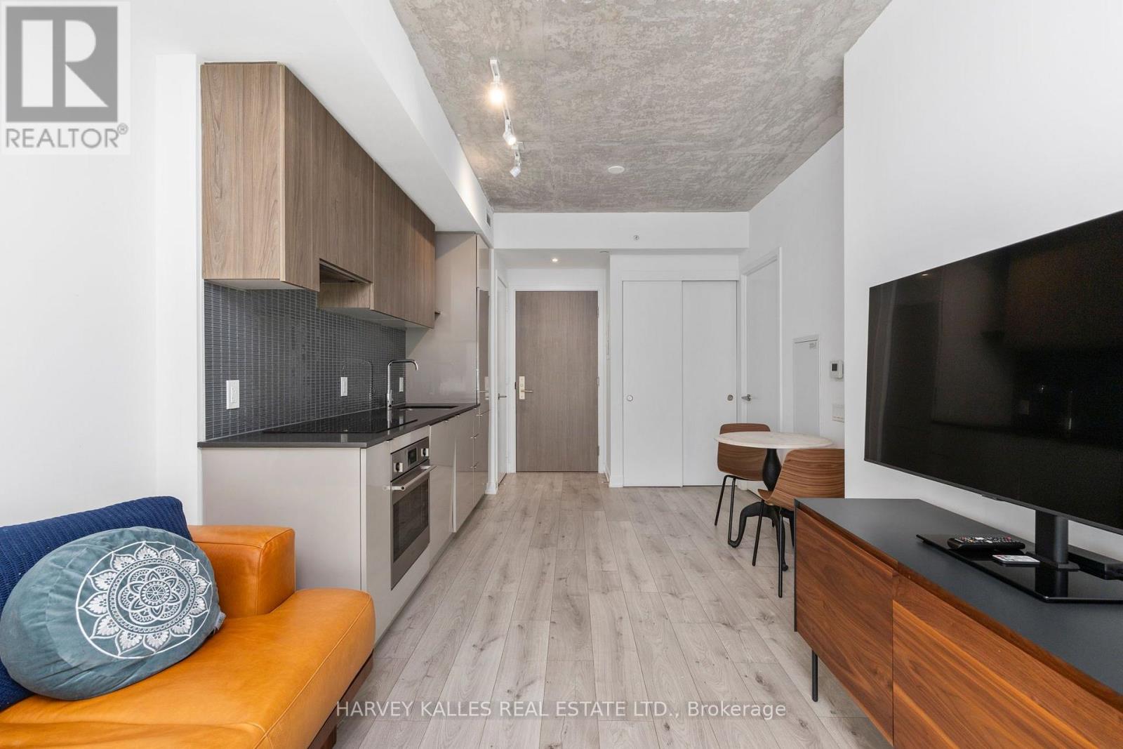 523 - 161 Roehampton Avenue, Toronto, Ontario M4P 0C8 - Photo 8 - C13761432