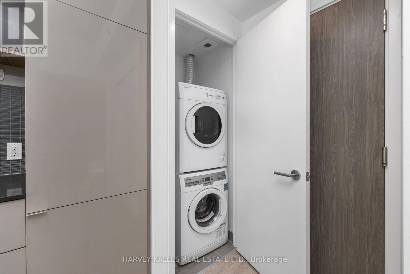 523 - 161 Roehampton Avenue, Toronto, Ontario M4P 0C8 - Photo 13 - C13761432