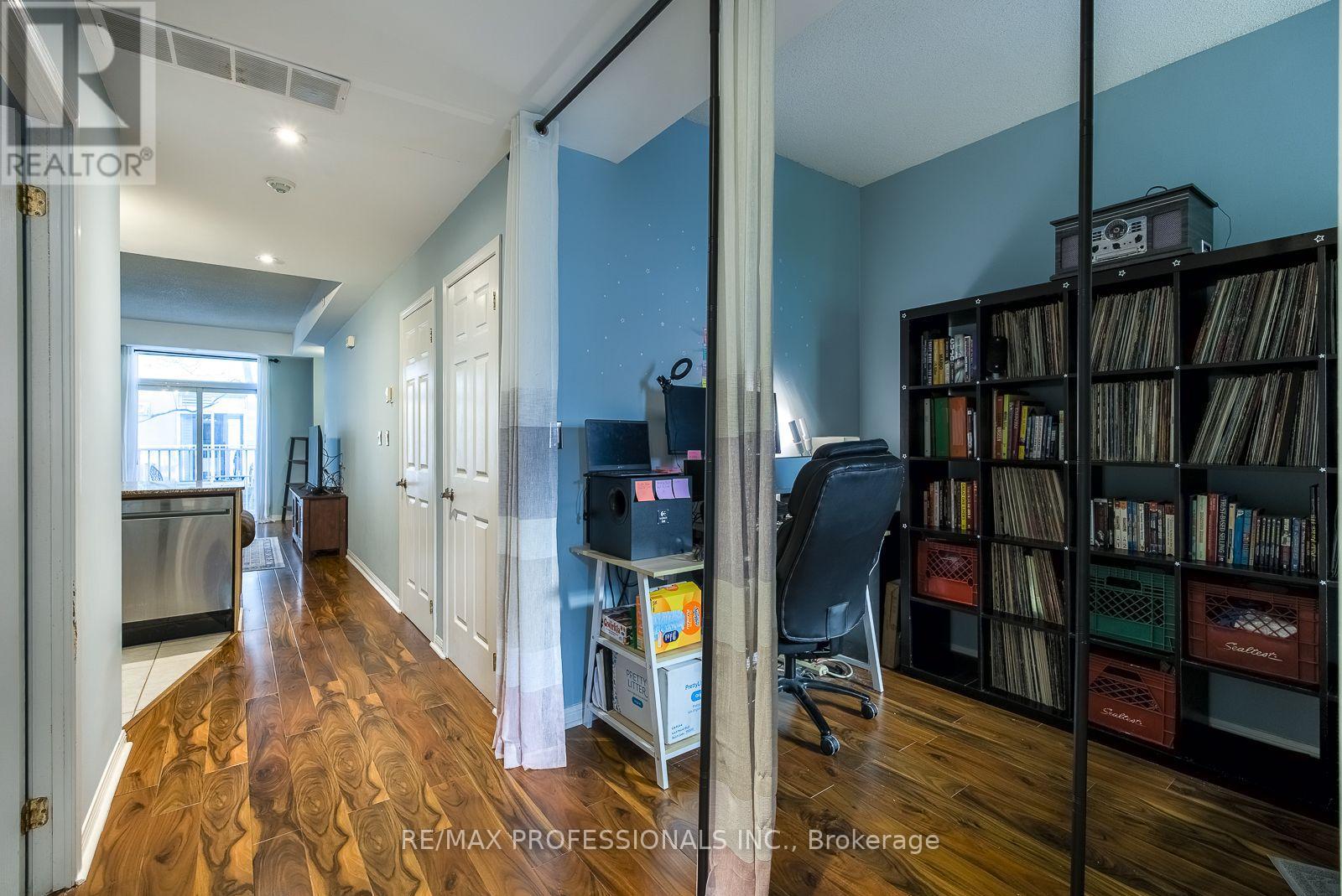 232 - 30 Stadium Road, Toronto, Ontario  M5V 3P4 - Photo 11 - C13773508