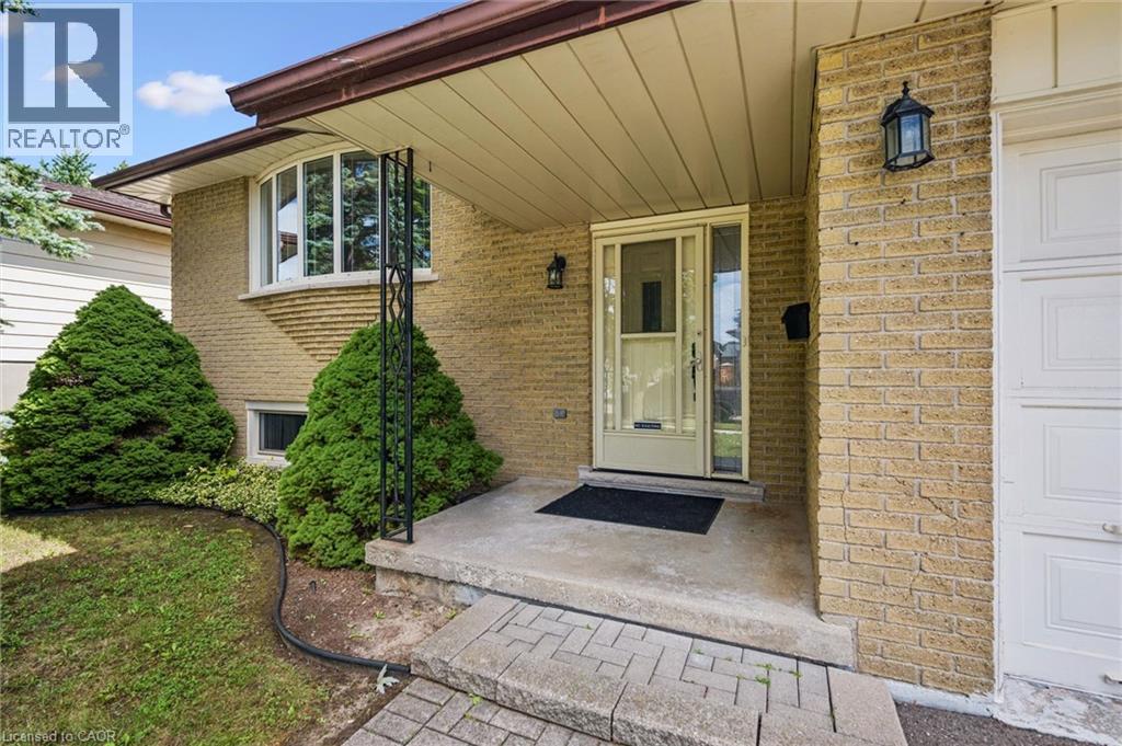 309 Toll Gate Boulevard, Waterloo, Ontario  N2L 4M5 - Photo 3 - 40862569