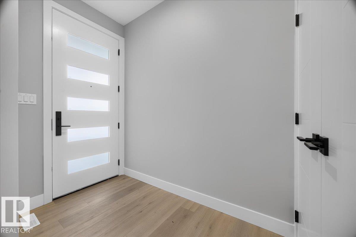 81 Mockingbird CR