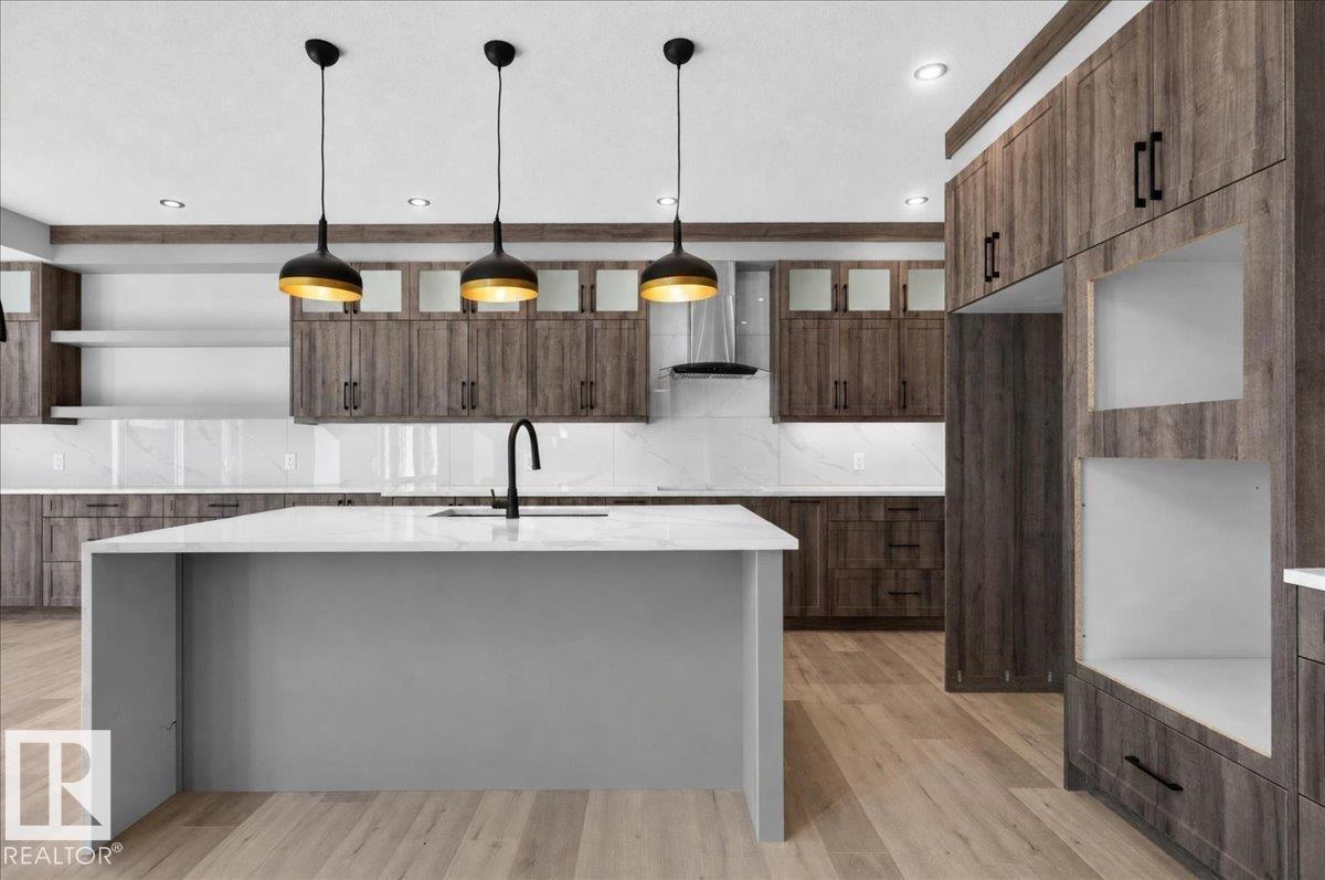 81 Mockingbird CR