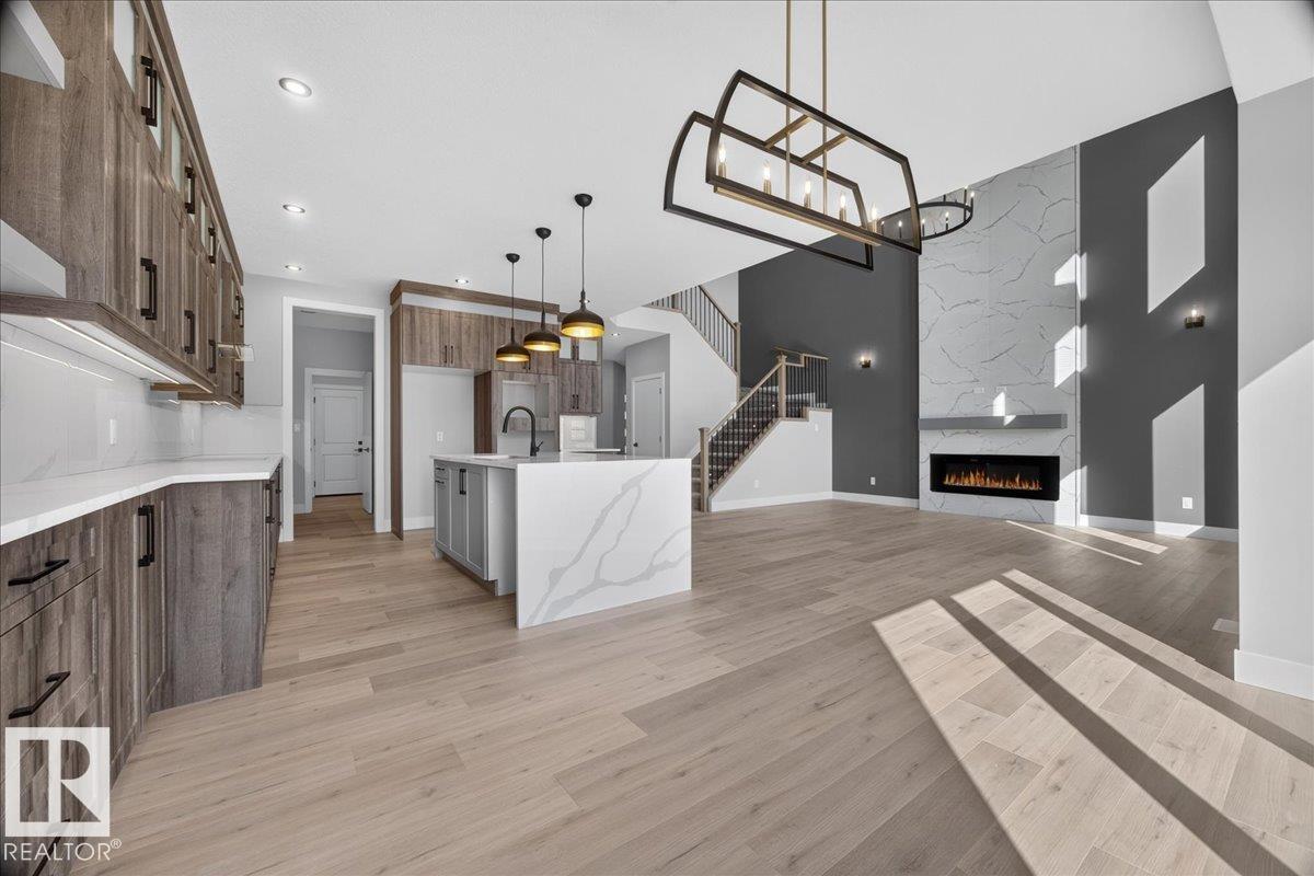 81 Mockingbird CR
