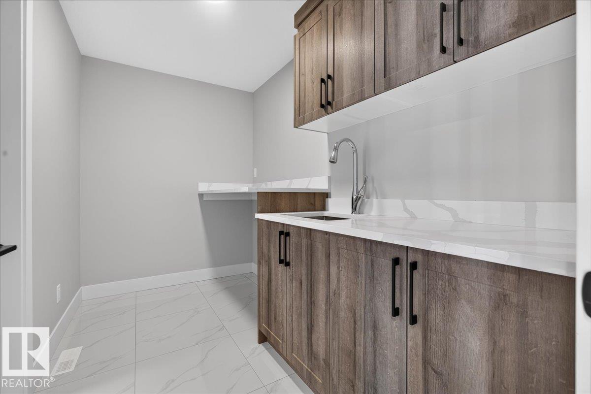 81 Mockingbird CR
