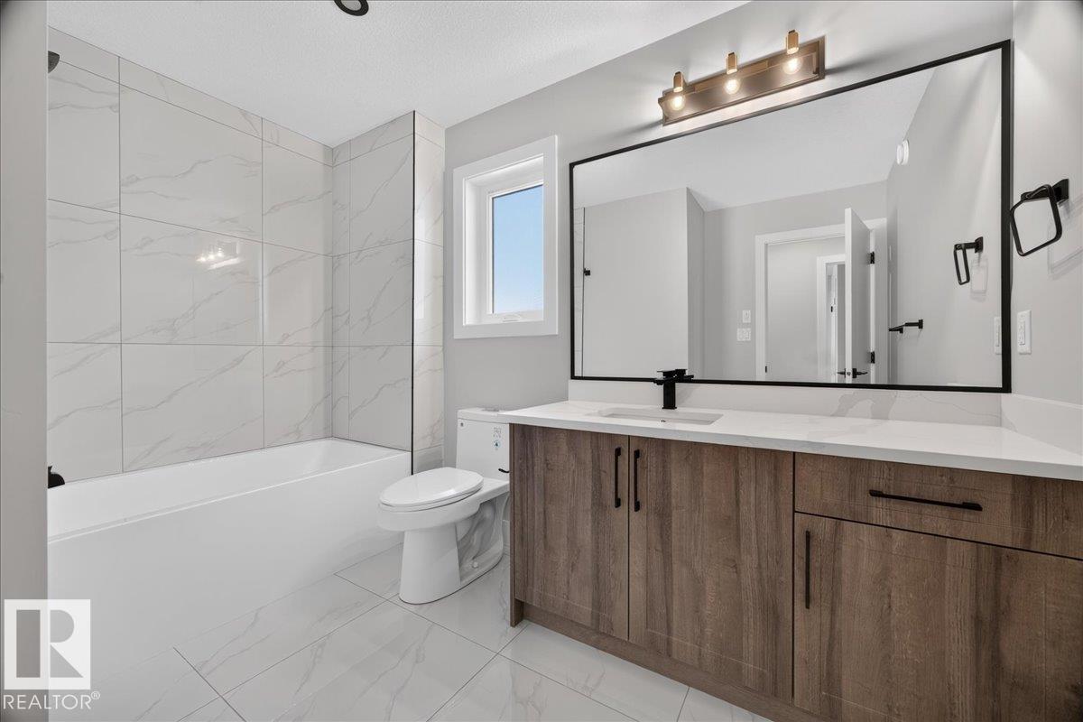 81 Mockingbird CR