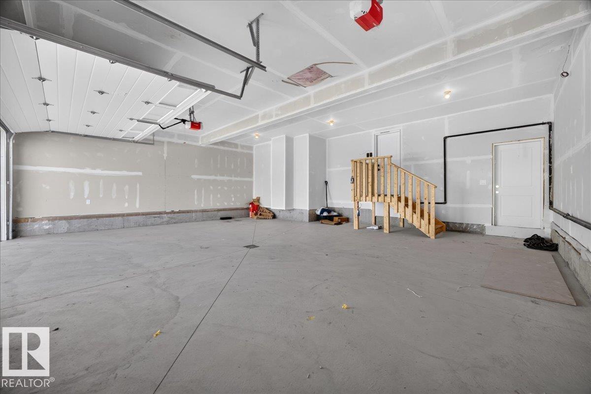 81 Mockingbird CR