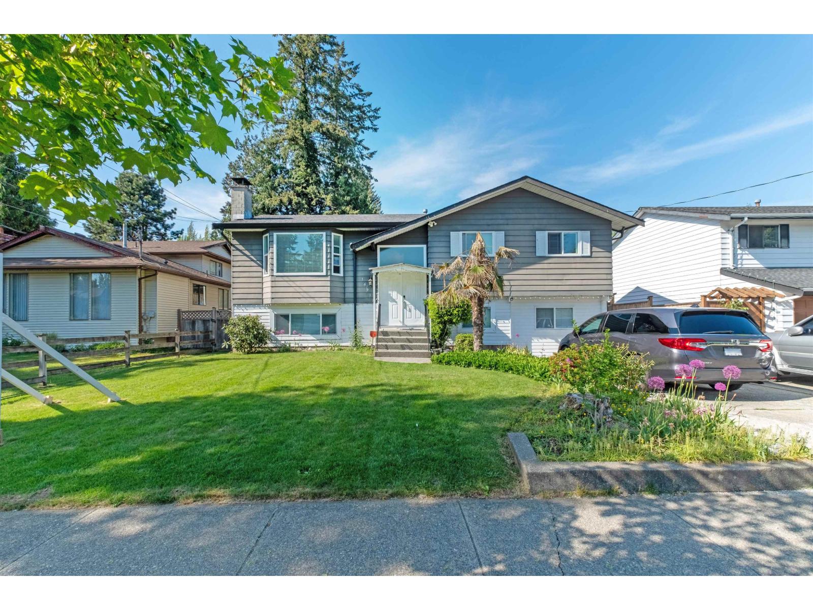 14917 92 Avenue, Surrey, British Columbia  V3R 1B9 - Photo 1 - R3135975