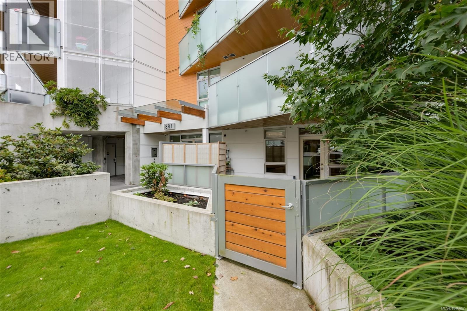 103 881 Short St, Saanich, British Columbia  V8X 0B7 - Photo 34 - 1048067