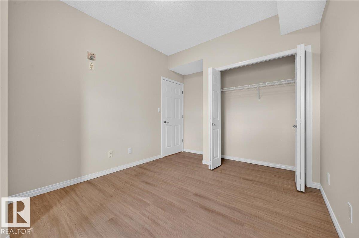 Unknown Address, ,    - Photo 27 - E4508602