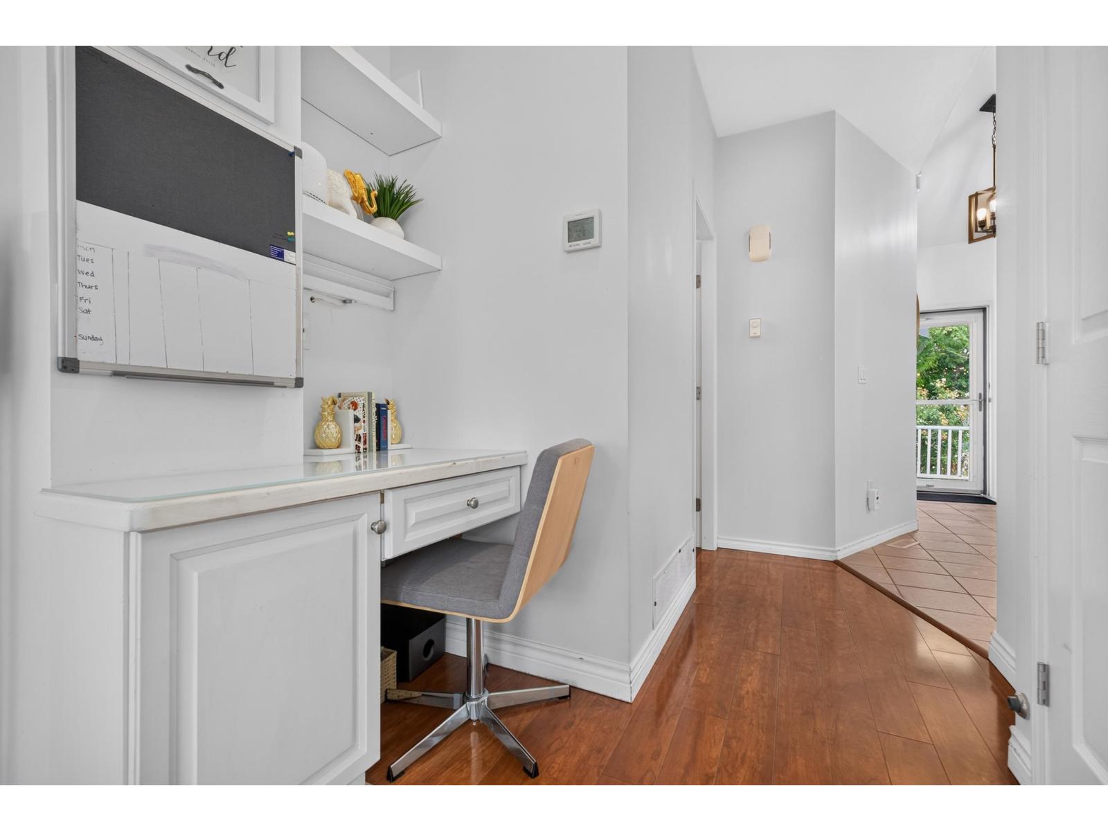 19478 61 Avenue, Surrey, British Columbia  V3S 8Z6 - Photo 19 - R3164651