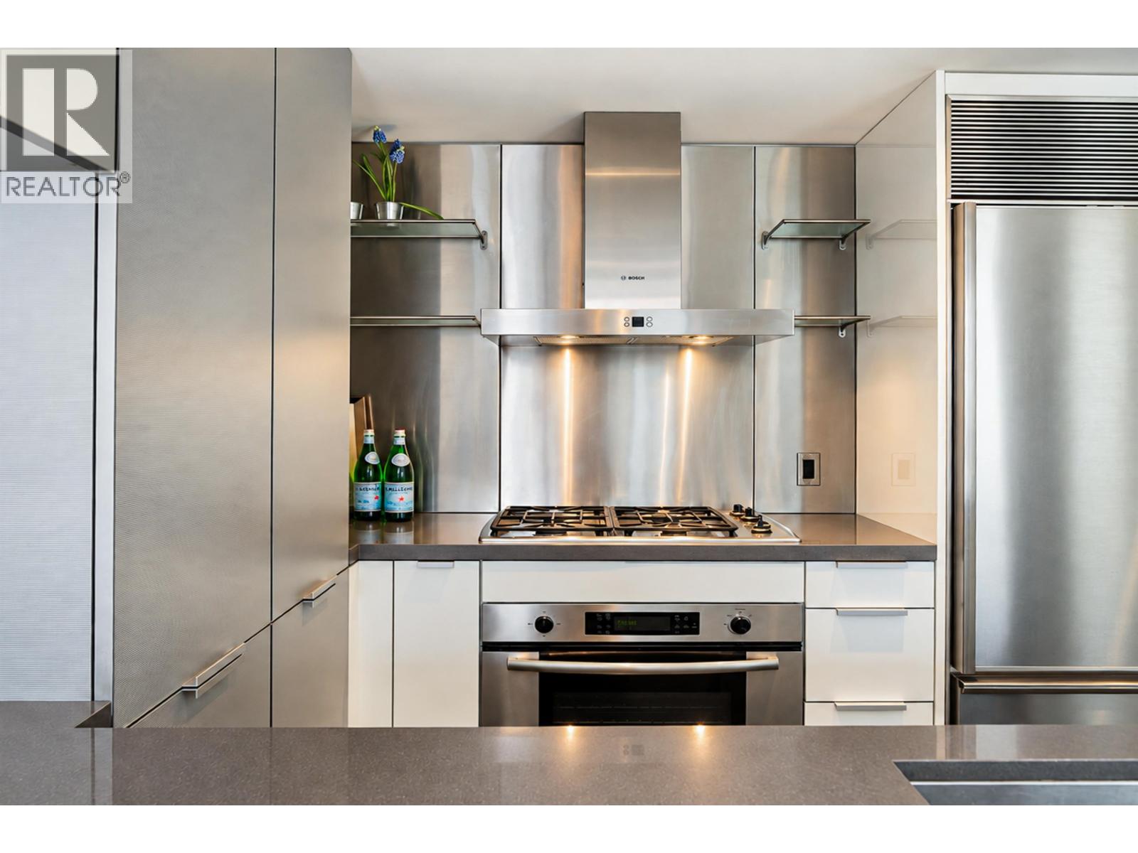 1703 788 Richards Street, Vancouver, British Columbia  V6B 0C7 - Photo 10 - R3164601