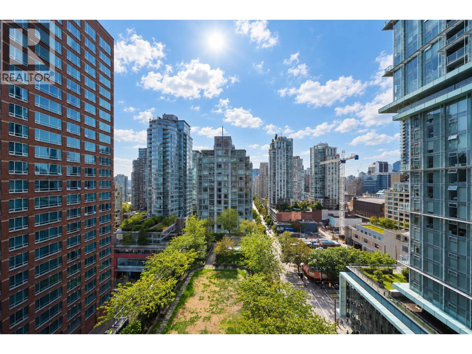 1703 788 Richards Street, Vancouver, British Columbia  V6B 0C7 - Photo 25 - R3164601