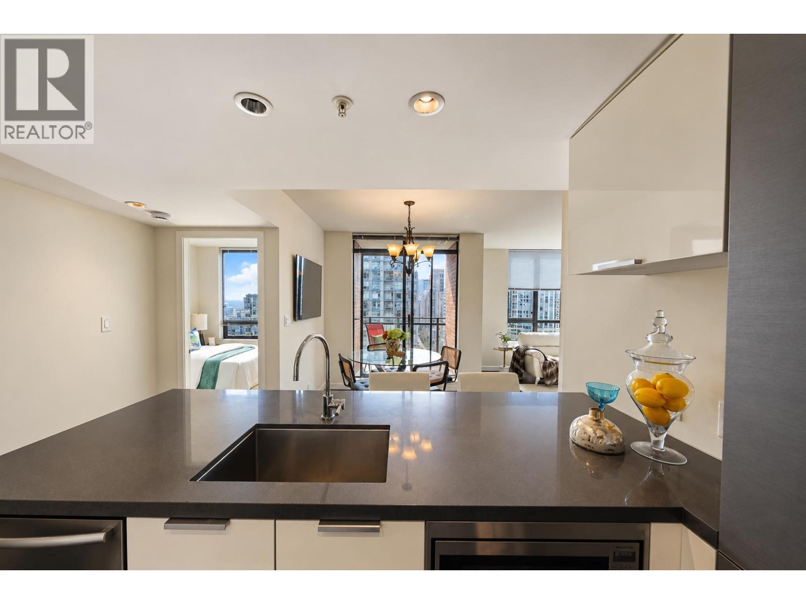 1703 788 Richards Street, Vancouver, British Columbia  V6B 0C7 - Photo 11 - R3164601