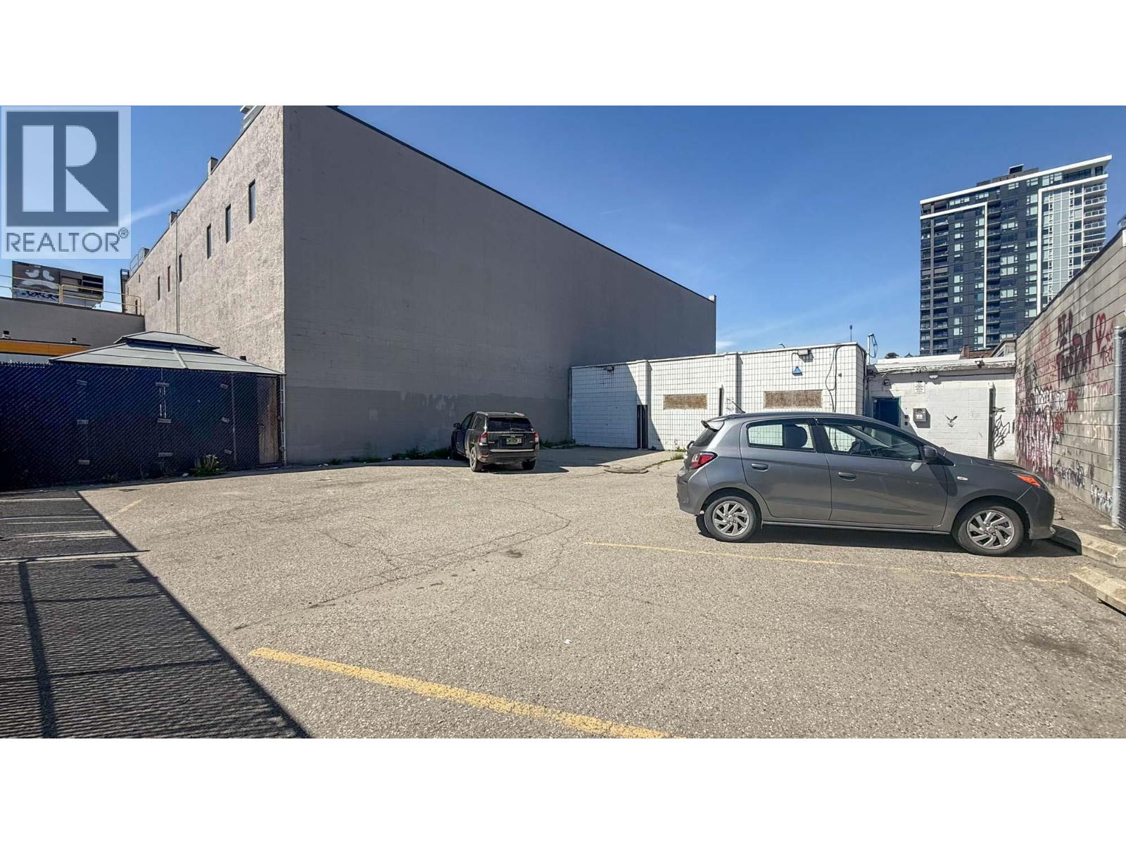 455 Leon Avenue, Kelowna, British Columbia  V1Y 6J3 - Photo 30 - 10390087