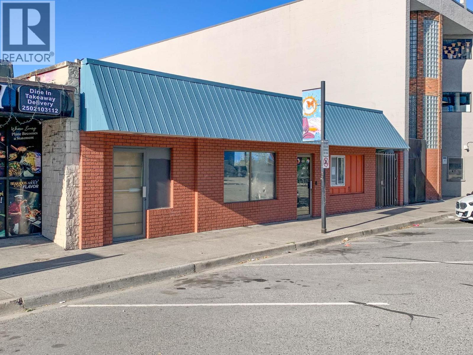 455 Leon Avenue, Kelowna, British Columbia  V1Y 6J3 - Photo 4 - 10390087