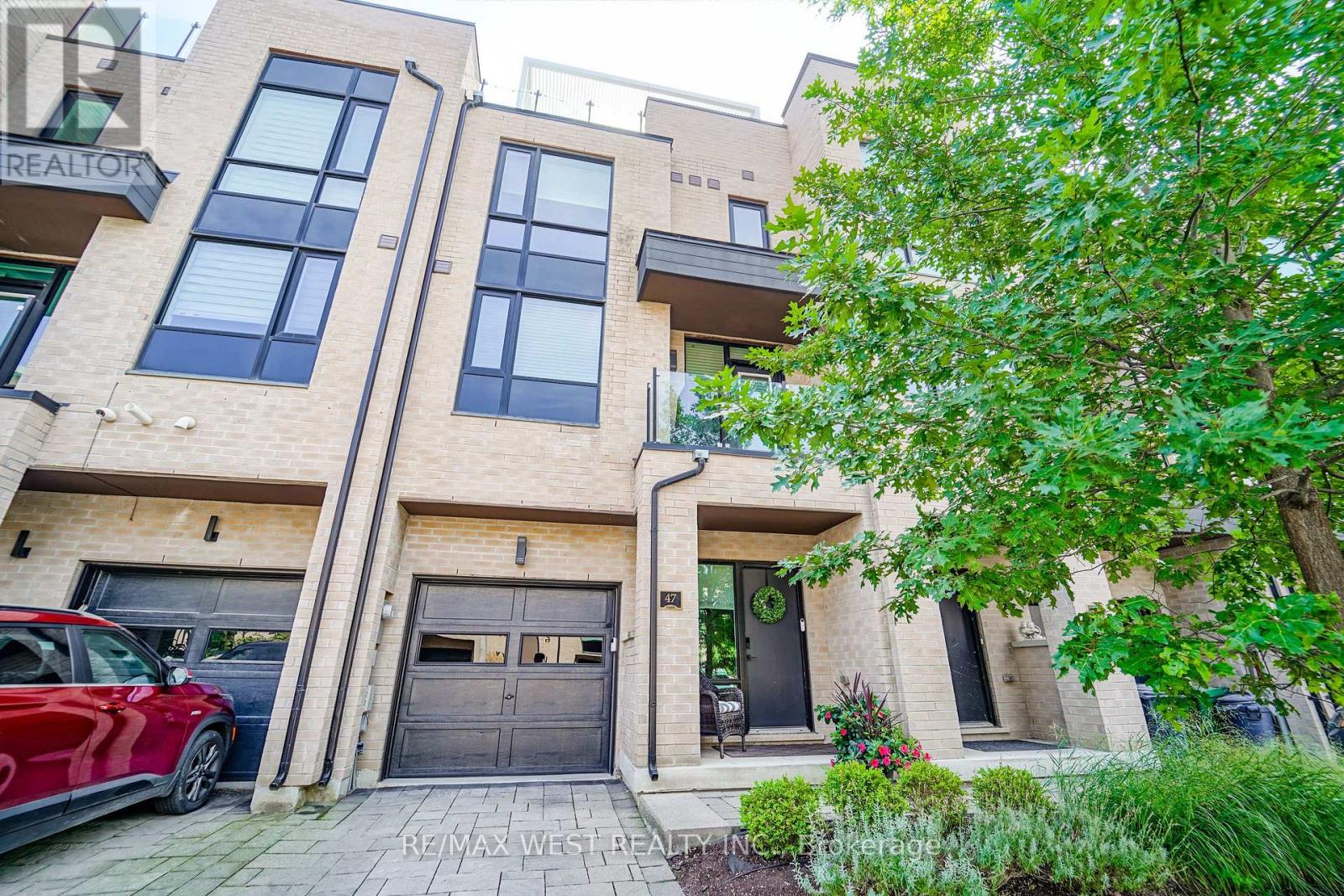 47 PONY FARM DRIVE, Toronto, Ontario