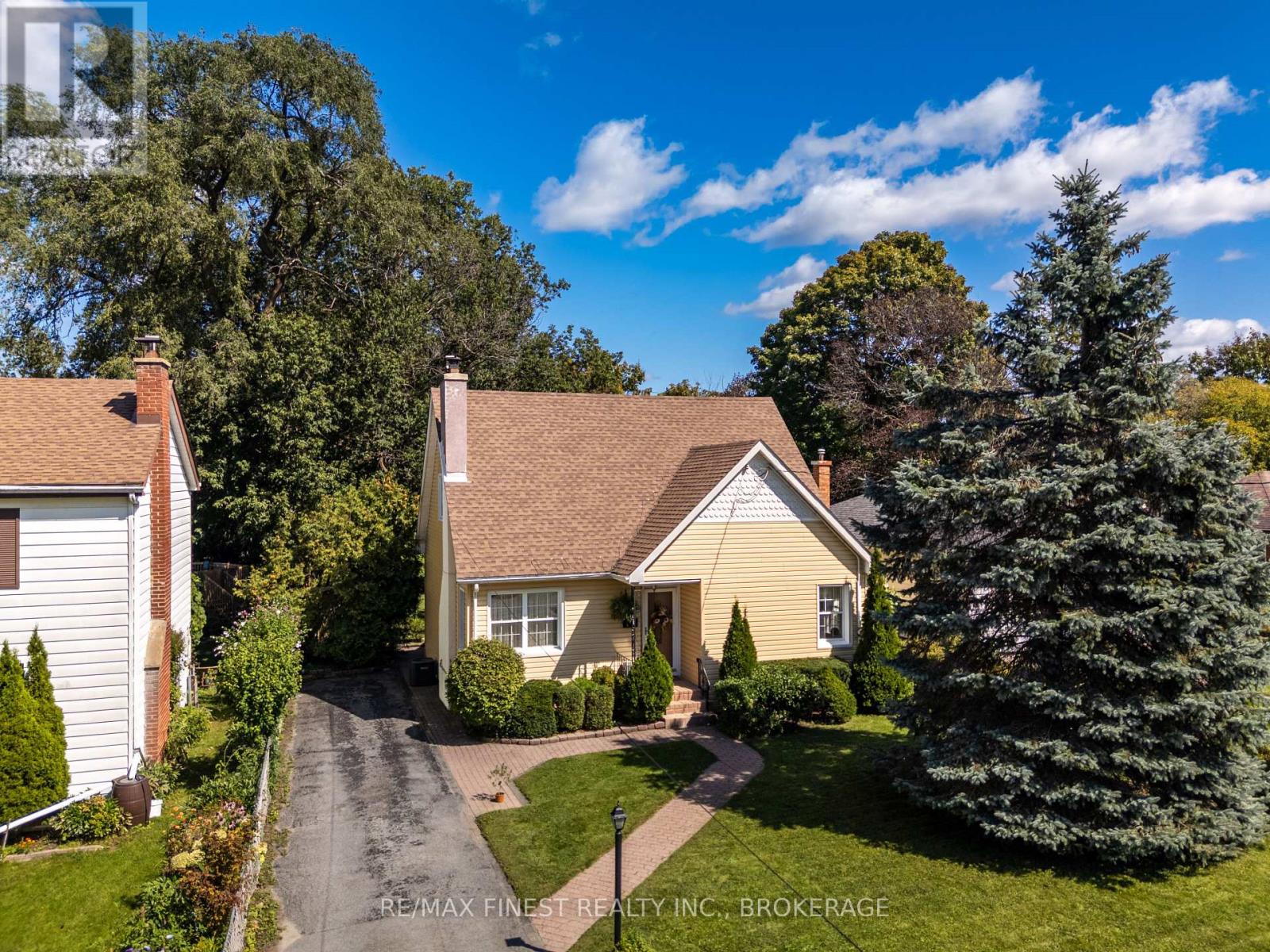 15 Alexander Street, Kingston, Ontario