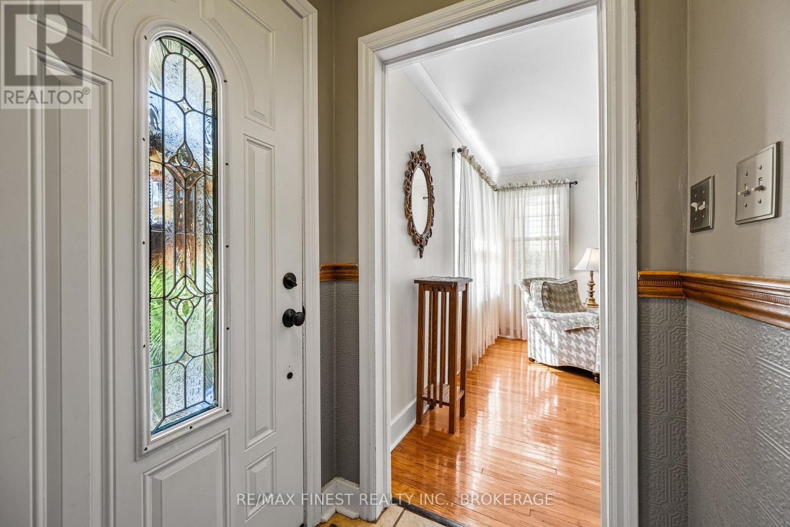 15 Alexander Street, Kingston, Ontario K7M 3H1 - Photo 4 - X13781352