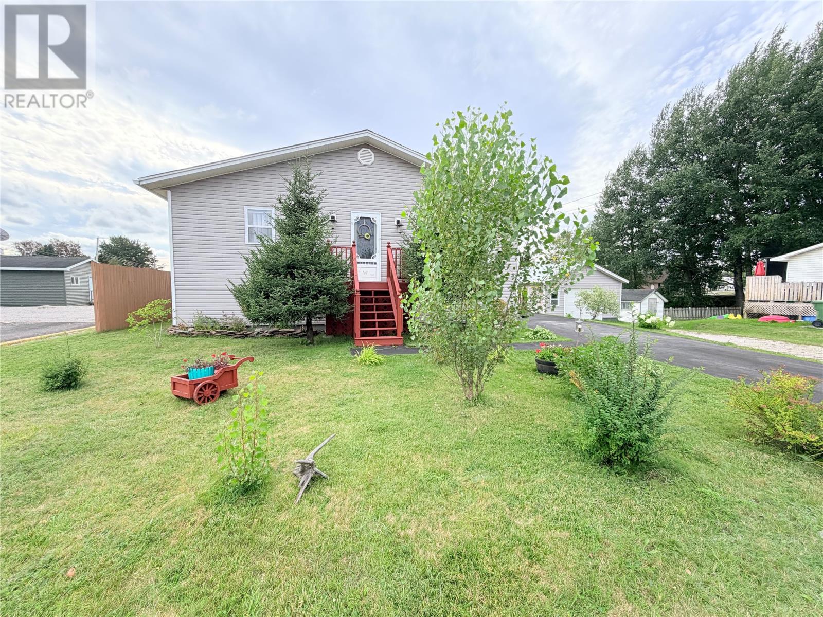 1 Goodyears Lane, Deer Lake — photo 36