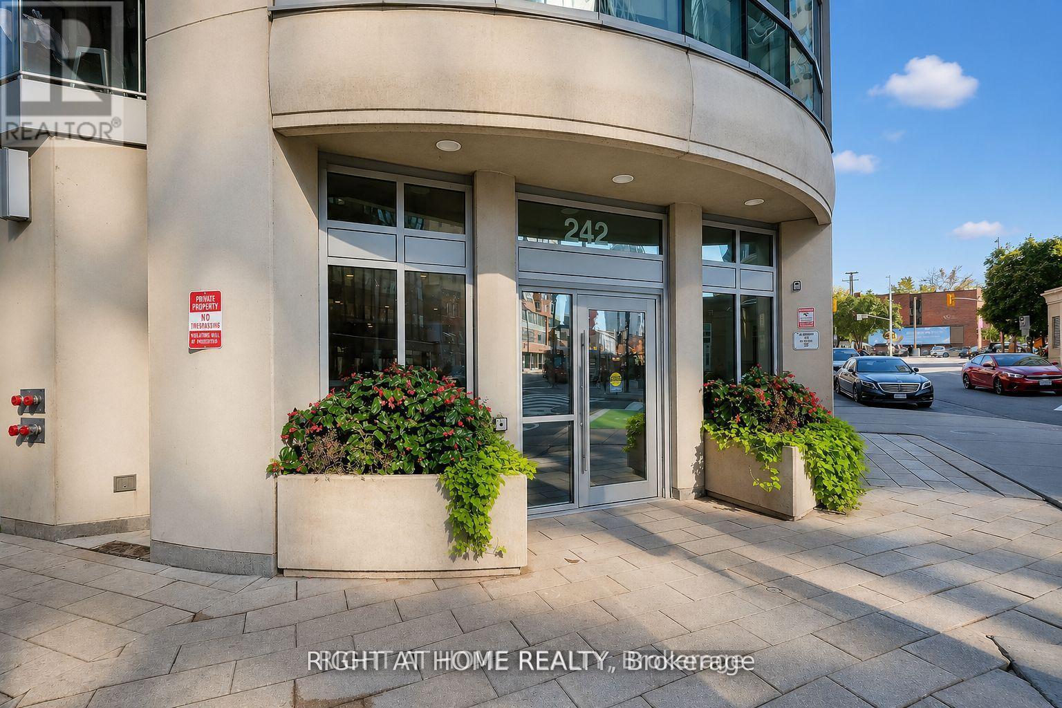 1601 - 242 Rideau Street, Ottawa, Ontario K1N 0B7 - Photo 3 - X13781366