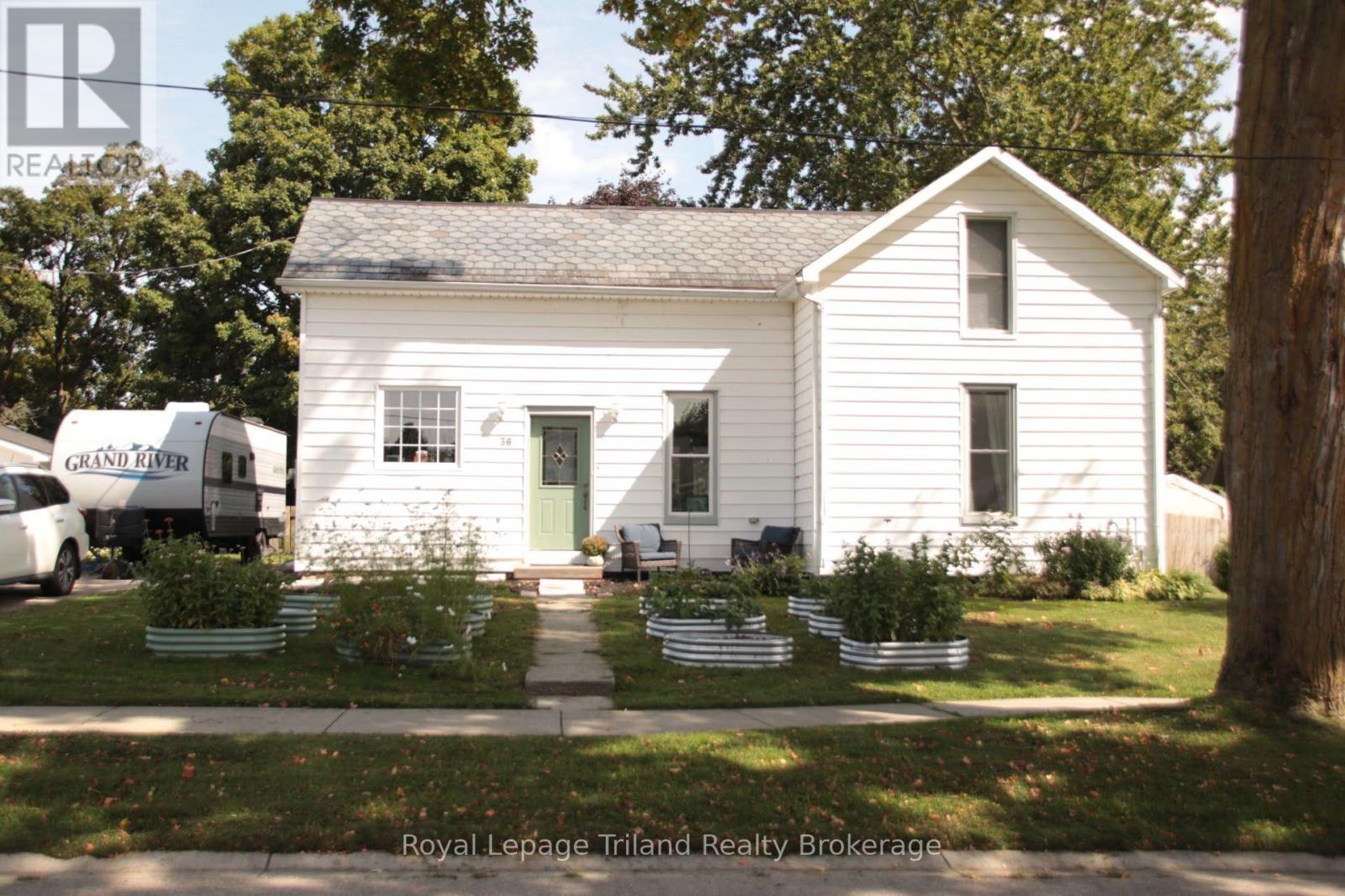 36 JOHN STREET, Norwich, Ontario
