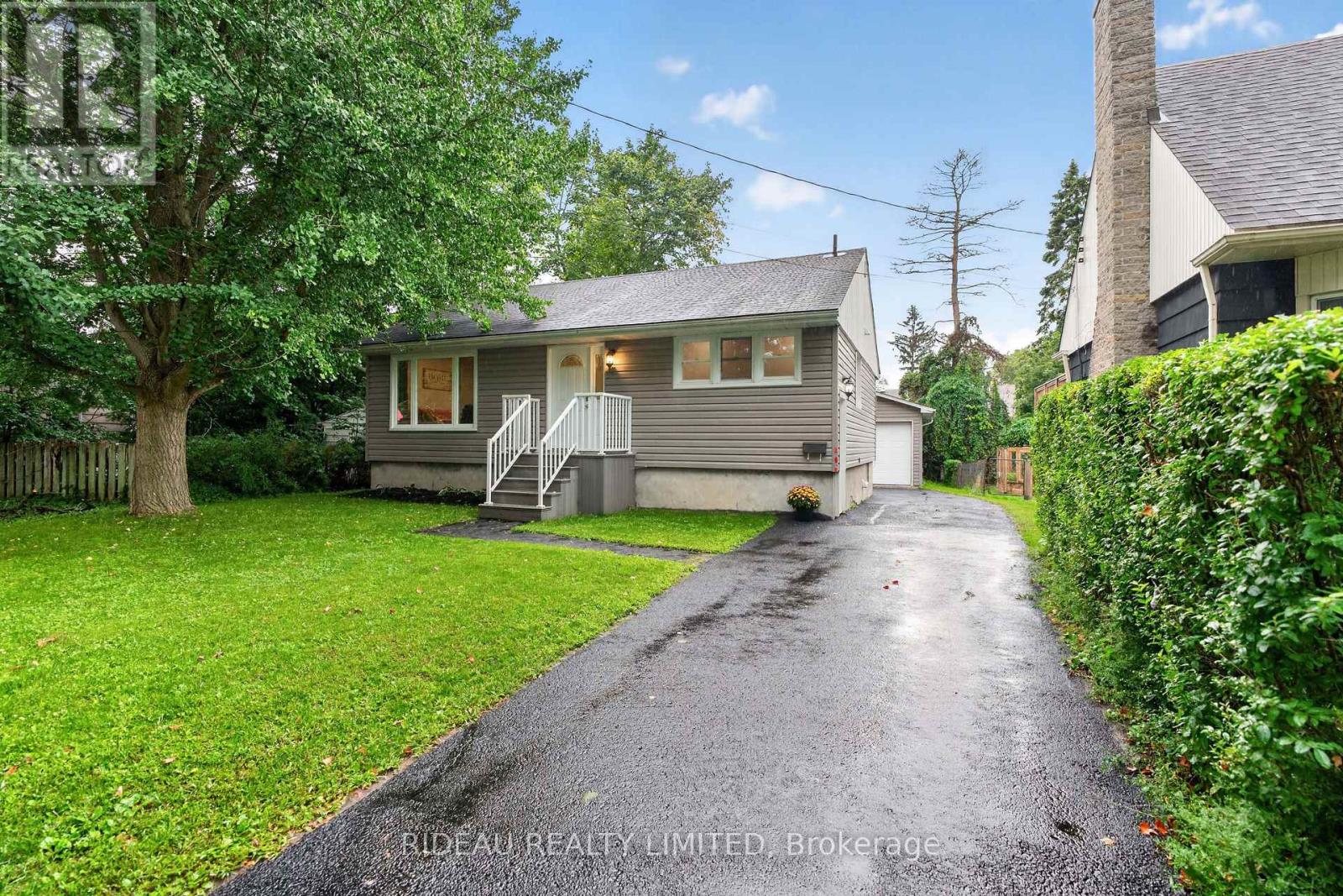 4 Otter Drive, Brockville, Ontario K6V 5R7 - Photo 2 - X13781374