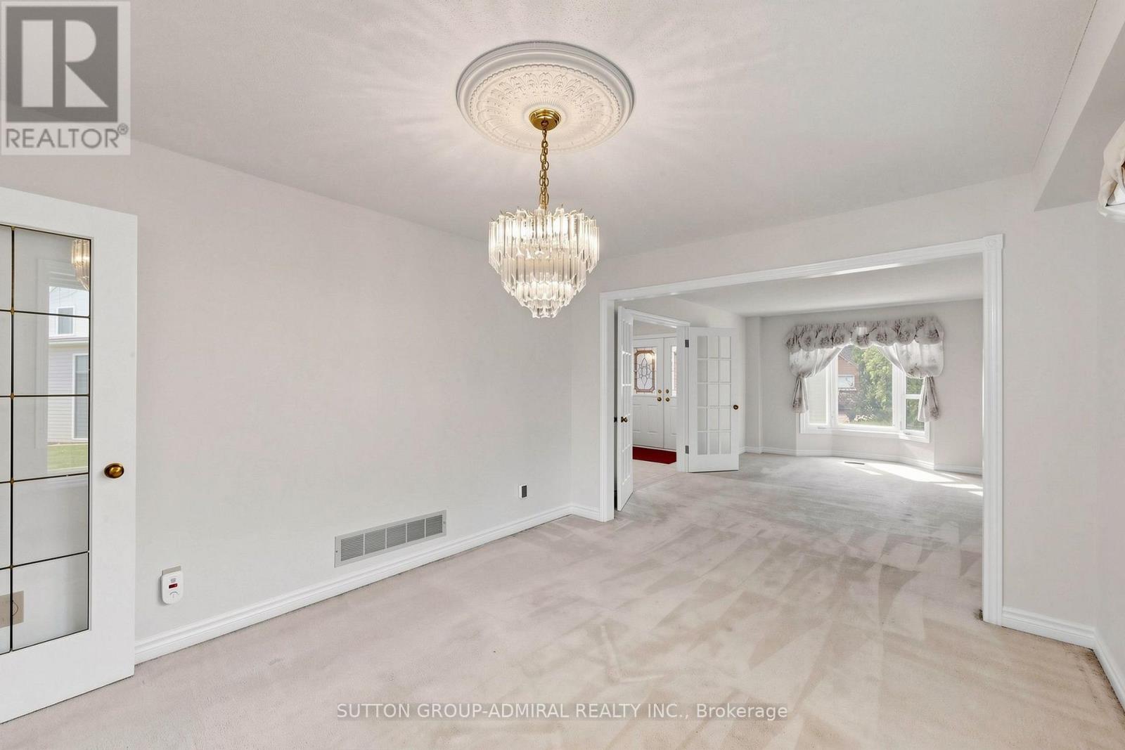 5170 Sunrise Court, Mississauga, Ontario  L5R 2T5 - Photo 7 - W13772640