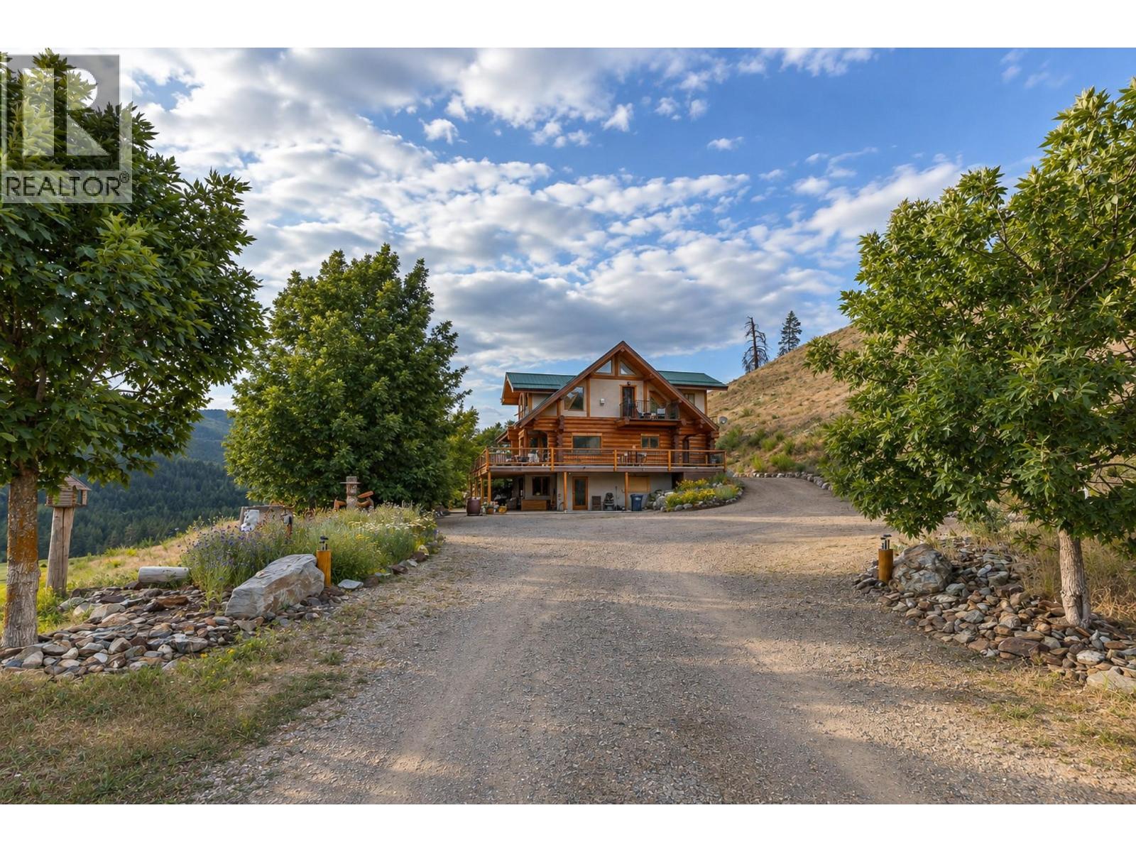 1225 Round Lake Road, Armstrong, British Columbia  V0E 1B5 - Photo 3 - 10400736