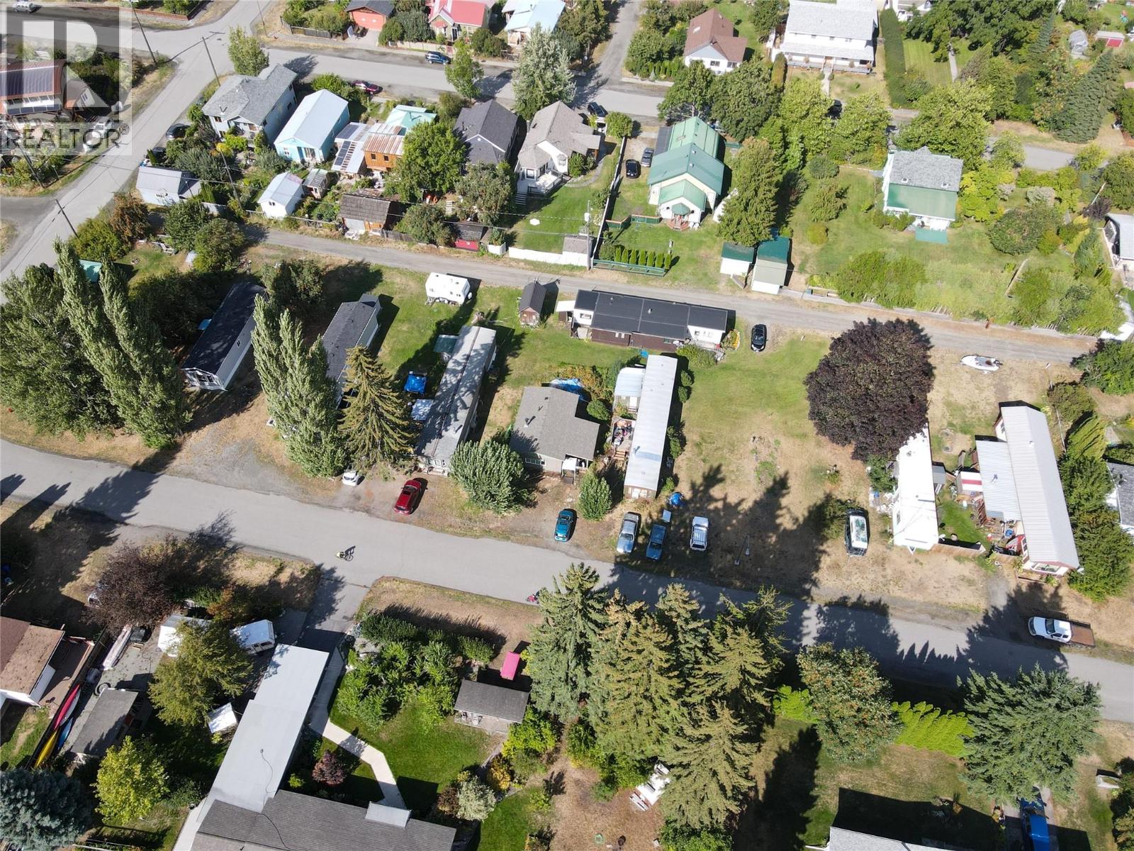 244 E Avenue, Kaslo, British Columbia V0G 1M0 - Photo 7 - 10400726