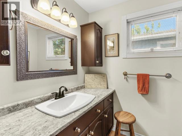 43 CEDAR CRESCENT photo 17