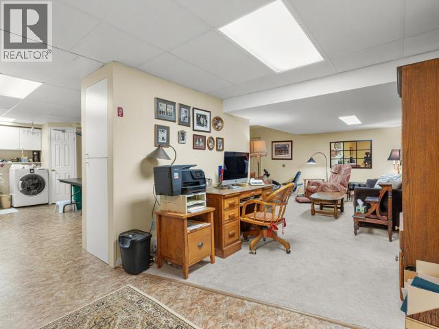 43 CEDAR CRESCENT photo 18